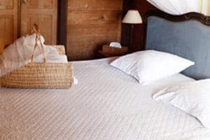 Chambres-hote Guest rooms